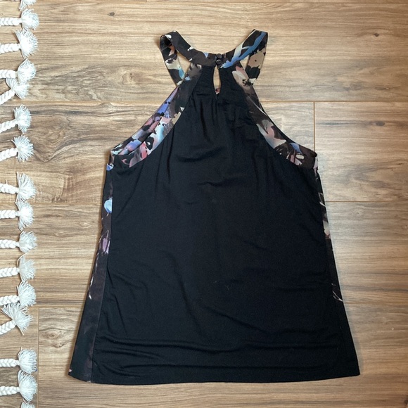 🛍️Donated— The Limited | Halter top seasonally versatile small - Picture 4 of 6